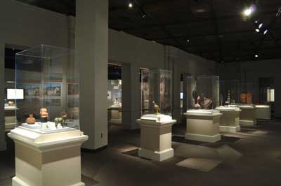 Artifacts in glass cases