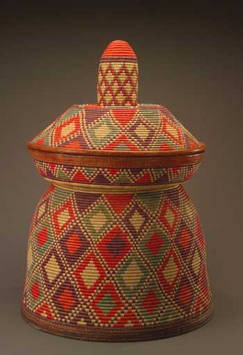 Ethiopias finest basketry, including this example, 
is produced in the primarily Muslim Harar region. Photo by Thomas R. 
DuBrock